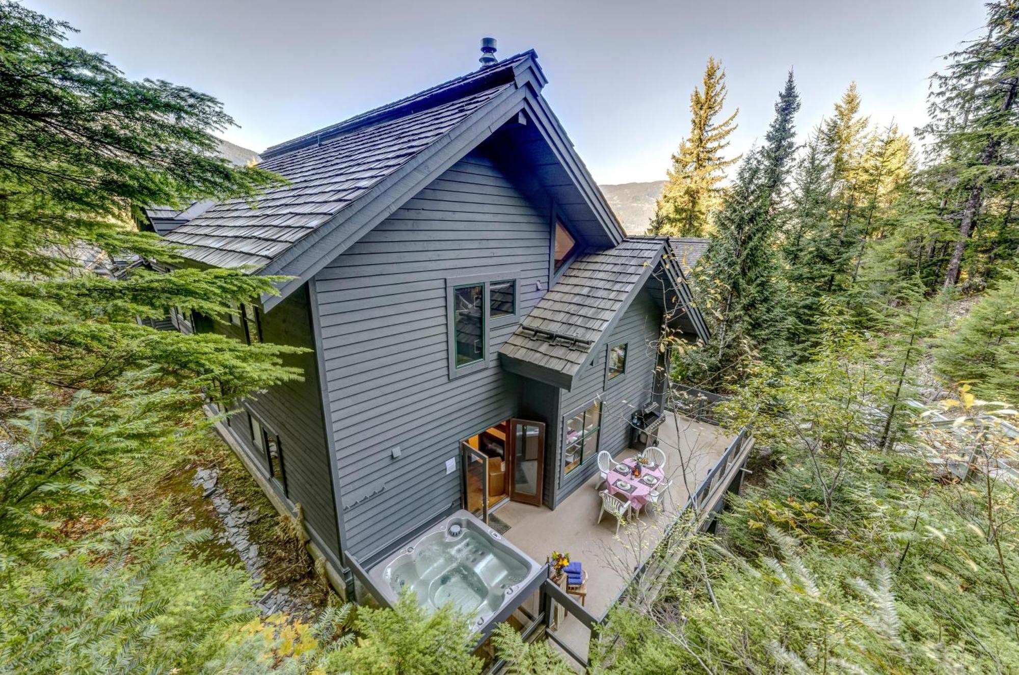 Northern Lights 21 Whistler Luaran gambar